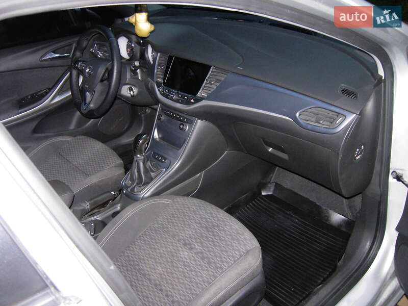 Универсал Opel Astra 2018 в Виннице