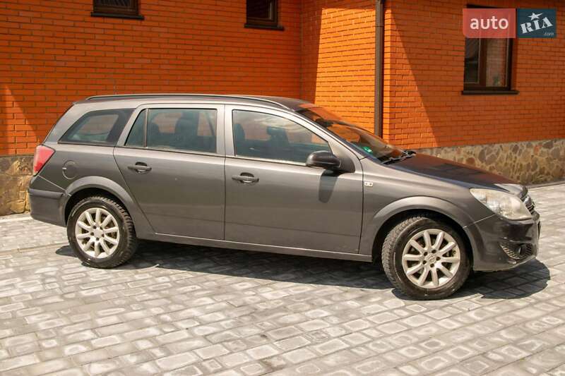 Универсал Opel Astra 2009 в Вараше фото 28 Универсал Opel Astra 2009 в Вараше