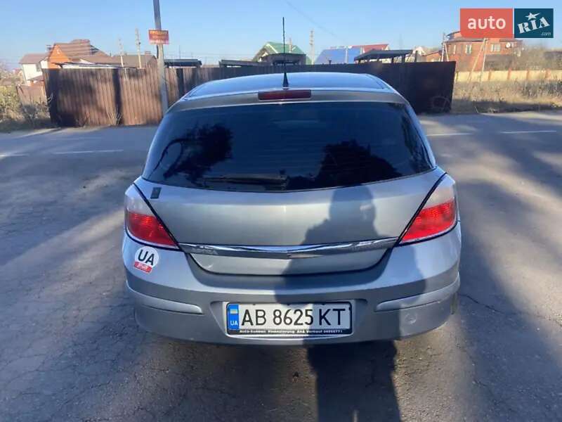 Хетчбек Opel Astra 2004 в Вінниці