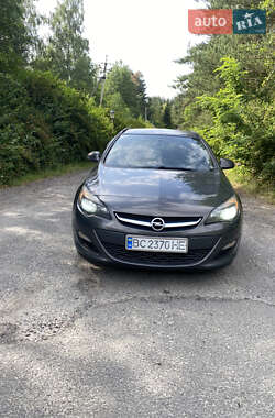 Универсал Opel Astra 2012 в 