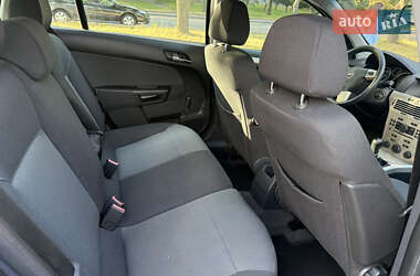 Универсал Opel Astra 2007 в 