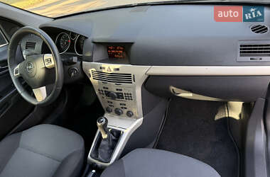 Универсал Opel Astra 2007 в 