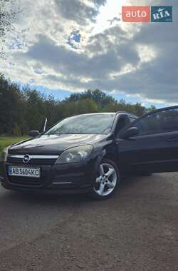 Универсал Opel Astra 2006 в 