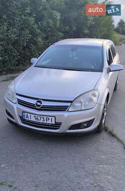 Универсал Opel Astra 2009 в Василькове