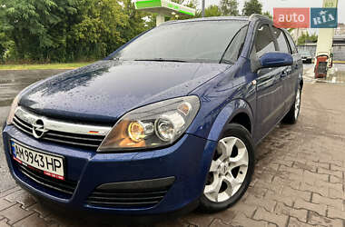 Универсал Opel Astra 2005 в Житомире