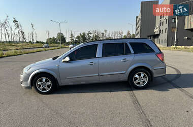 Универсал Opel Astra 2005 в 