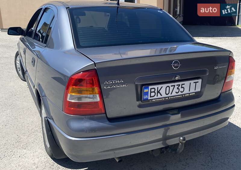 Седан Opel Astra 2007 в Ровно