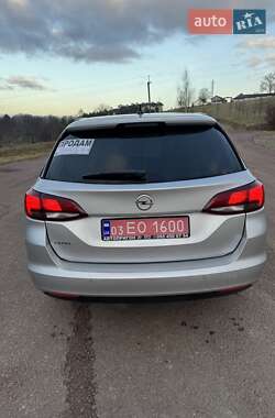 Универсал Opel Astra 2019 в 