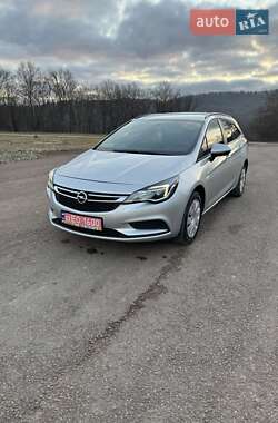 Универсал Opel Astra 2019 в 
