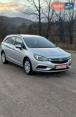 Універсал Opel Astra 2019 в Долині