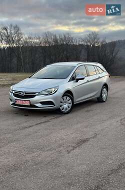 Универсал Opel Astra 2019 в 