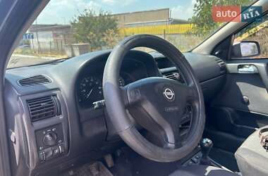 Седан Opel Astra 2005 в 