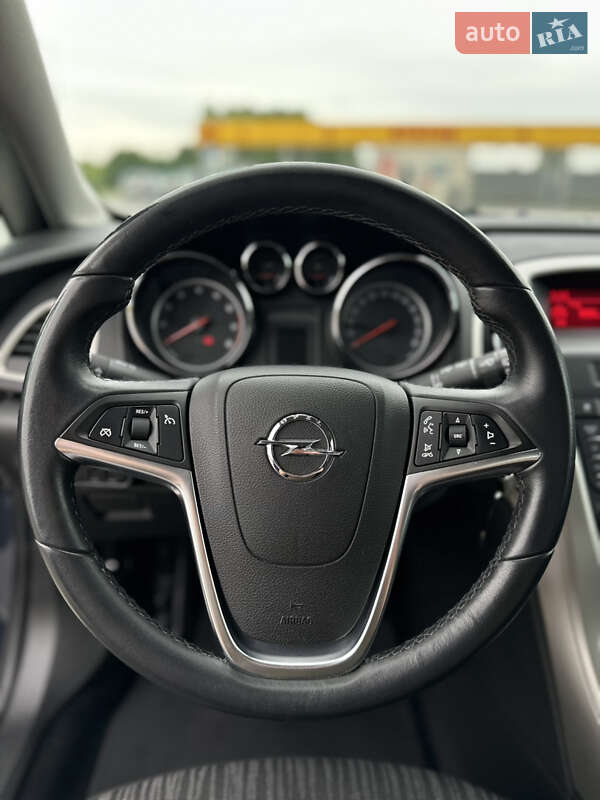 Хэтчбек Opel Astra 2009 в Луцке