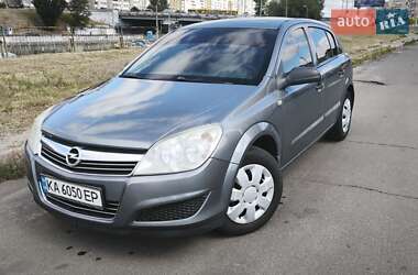 Хэтчбек Opel Astra 2007 в Киеве