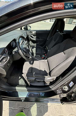 Универсал Opel Astra 2016 в 