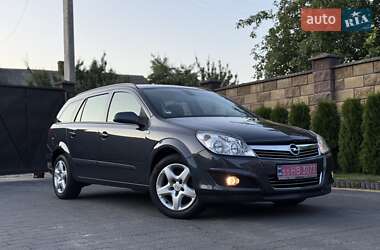 Универсал Opel Astra 2008 в Луцке