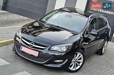 Универсал Opel Astra 2013 в 