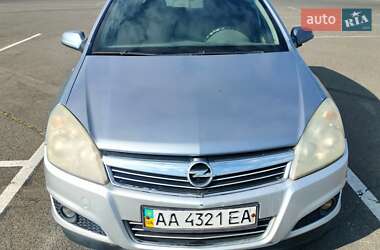 Хэтчбек Opel Astra 2007 в Киеве