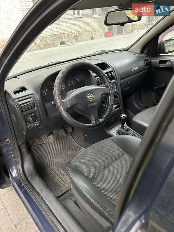 Универсал Opel Astra 2000 в Львове