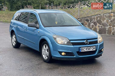 Универсал Opel Astra 2005 в Ровно