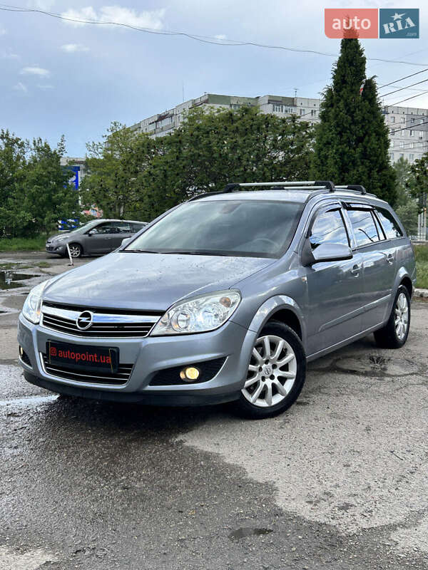Универсал Opel Astra 2008 в 