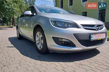 Универсал Opel Astra 2015 в 