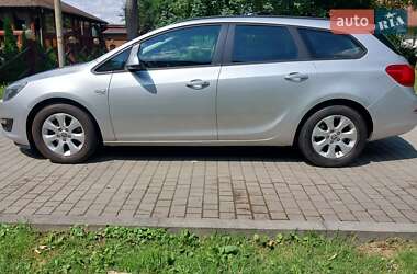 Универсал Opel Astra 2015 в 