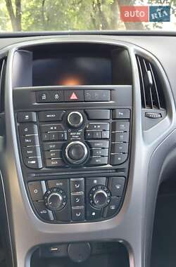 Универсал Opel Astra 2015 в 