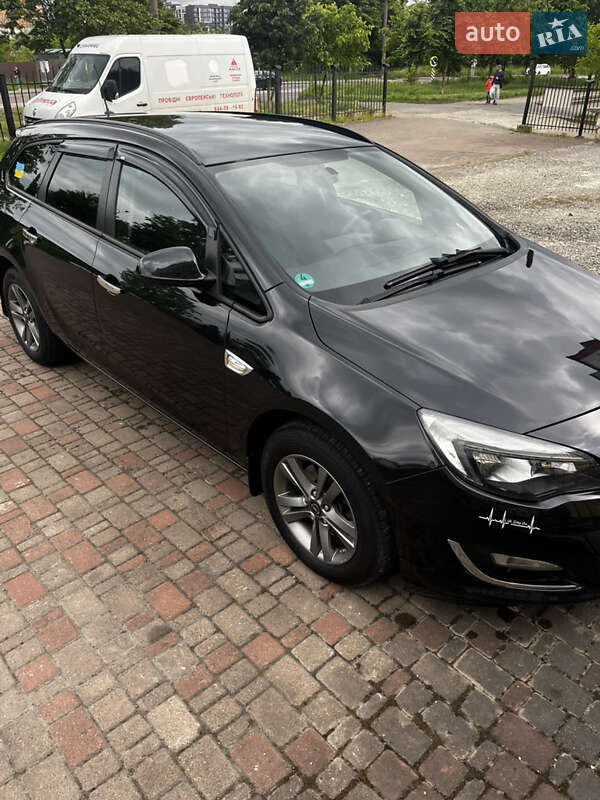 Opel Astra 2015