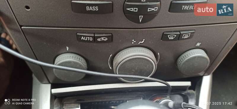 Хэтчбек Opel Astra 2005 в Вараше
