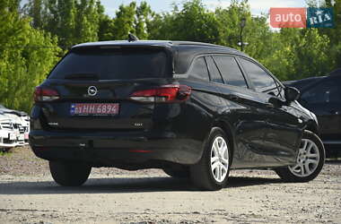 Універсал Opel Astra 2017 в 