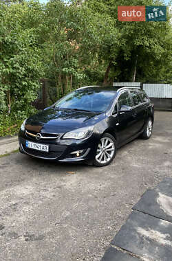 Універсал Opel Astra 2012 в Львові