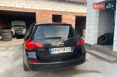 Универсал Opel Astra 2011 в 
