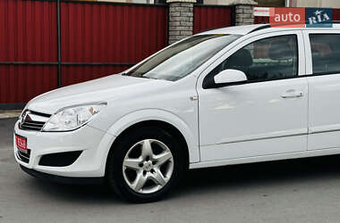 Универсал Opel Astra 2008 в 