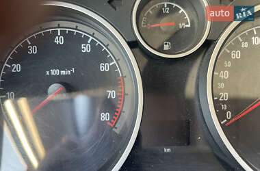 Хетчбек Opel Astra 2004 в 