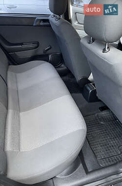 Седан Opel Astra 2007 в 