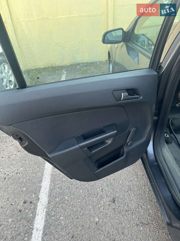 Хэтчбек Opel Astra 2009 в Харькове