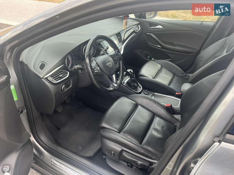 Универсал Opel Astra 2016 в Киеве