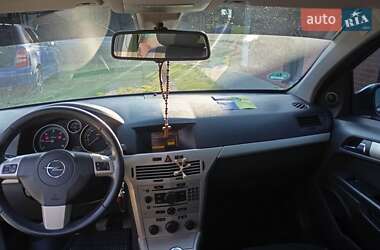 Универсал Opel Astra 2008 в 
