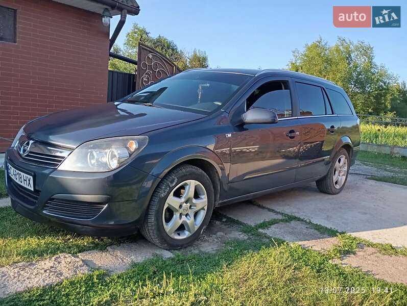 Универсал Opel Astra 2008 в 