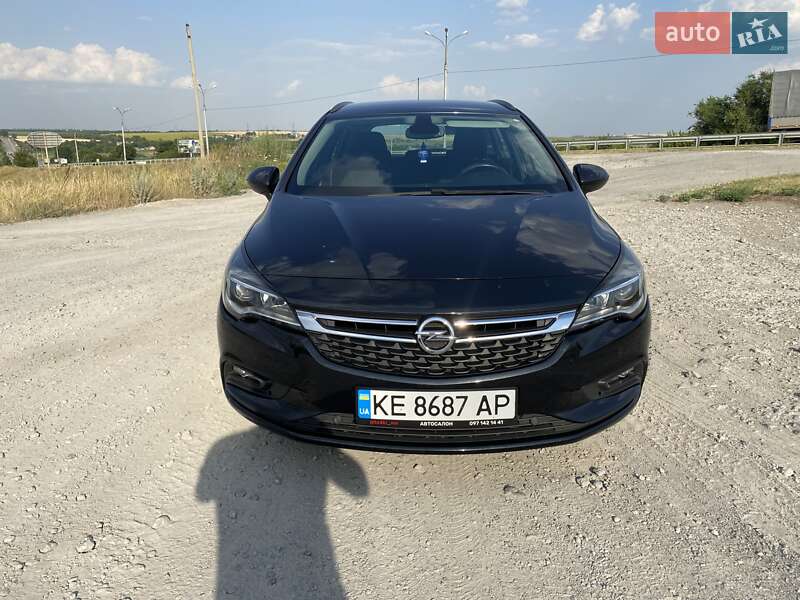 Универсал Opel Astra 2016 в Каменском