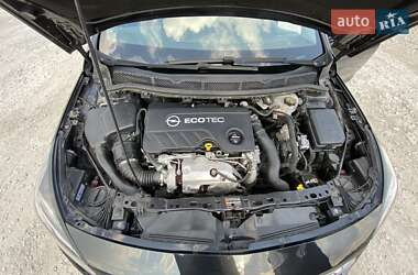 Универсал Opel Astra 2016 в 