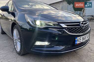 Универсал Opel Astra 2016 в 