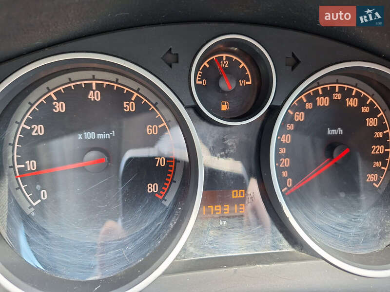 Универсал Opel Astra 2009 в Виннице