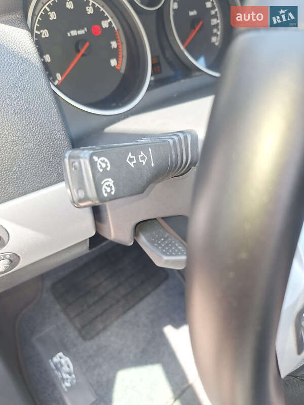 Универсал Opel Astra 2009 в Виннице