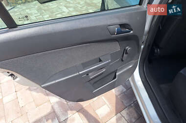 Универсал Opel Astra 2009 в 
