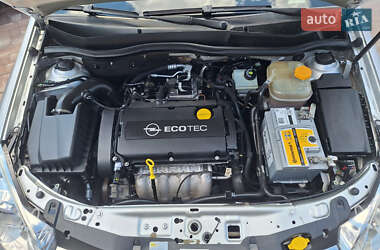 Универсал Opel Astra 2009 в 