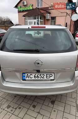 Универсал Opel Astra 2008 в 
