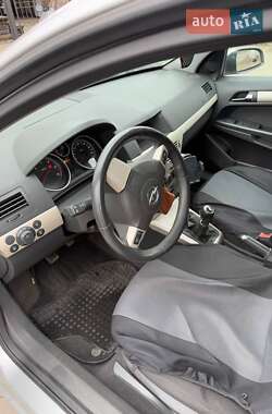 Универсал Opel Astra 2008 в 