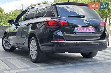 Универсал Opel Astra 2015 в 